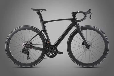 Xe đạp đua khí động học khung carbon chuyển số điện tử 24/26 tốc độ, phanh đĩa, vành carbon, ghi đông liền carbon, 7 cỡ khung từ 43,5 cm