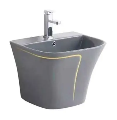 Bộ bồn cầu một khối và chậu rửa treo tường men xám chỉ vàng – ảnh 3