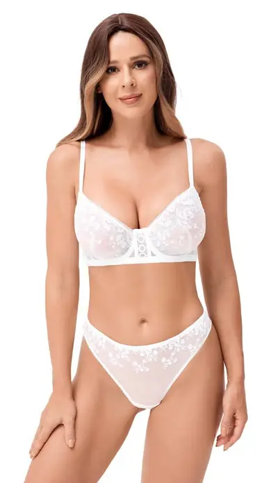 Bộ áo ngực không mút kèm quần lót, màu đỏ, đen, trắng